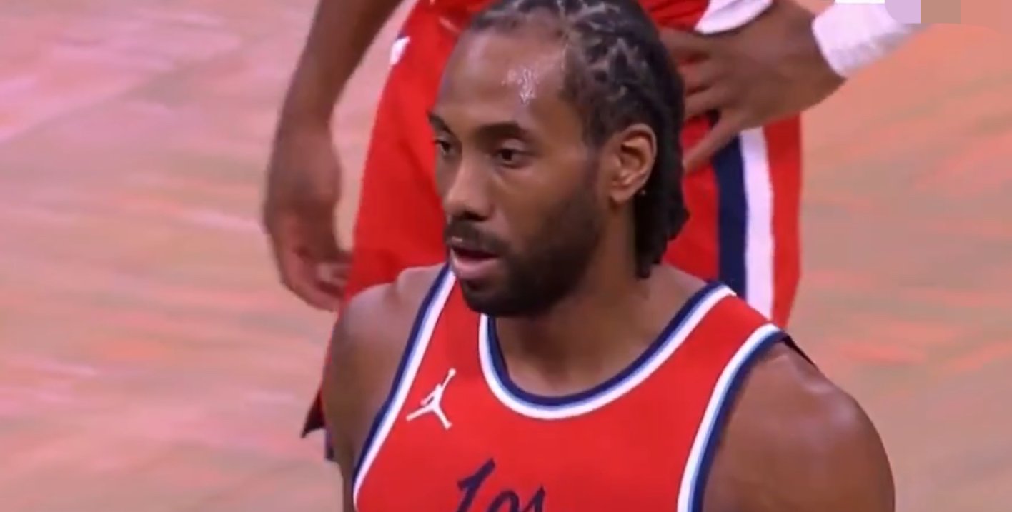 九游娱乐APP-包含重要助攻引发热议！，浓眉哥在加拿大队比赛中爆冷比赛高潮迭起的词条