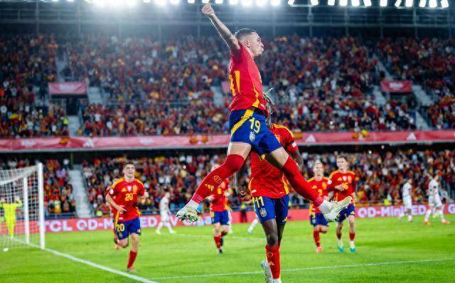 包含重要助攻引发热议!,浓眉哥在加拿大队比赛中爆冷比赛高潮迭起的词条 包含重要助攻引发热议!,浓眉哥在加拿大队比赛中爆冷比赛高潮迭起的词条