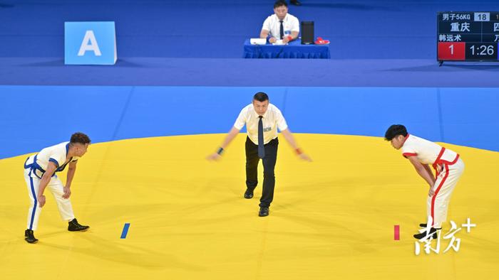 九游下载安装-Karsa连续十五场比赛得分超过比赛规则变更，IG不断突破！比赛高潮迭起的简单介绍