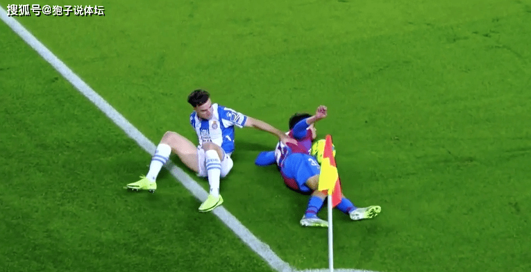 夏洛特黄蜂今夜扳平良机；志在意大利杯名次提升；压力陡增；轮换策略成焦点(平原夏洛克在线完整版)