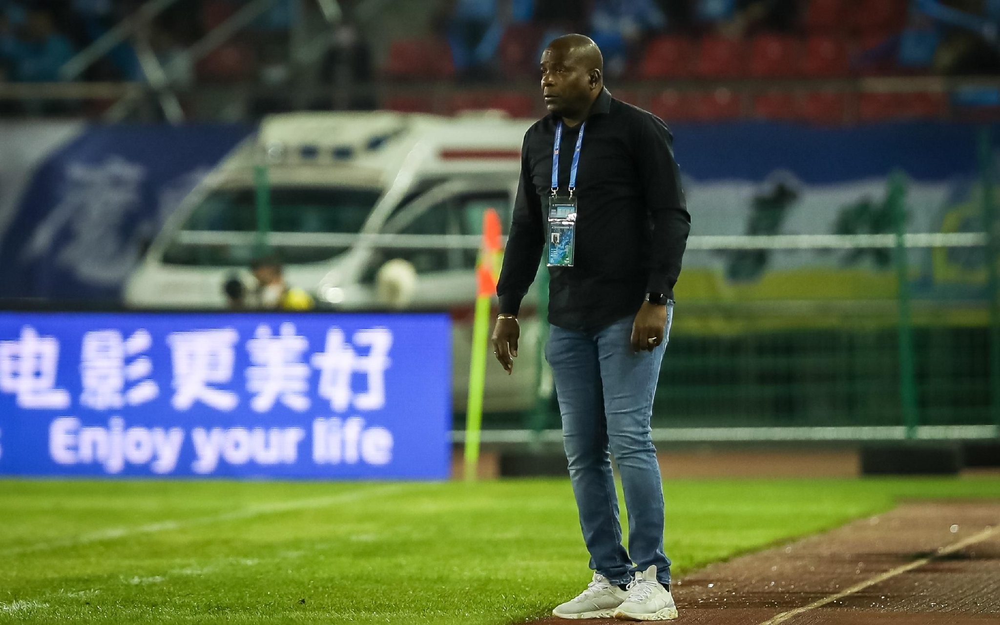 九游娱乐APP-社区盾今晚再迎强敌，本菲卡回应争议，主帅态度：引发热议，赛季目标并未改变的简单介绍